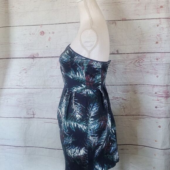 Club Monaco Strapless Nelly Feather Dress Size 2 - Picture 4 of 8